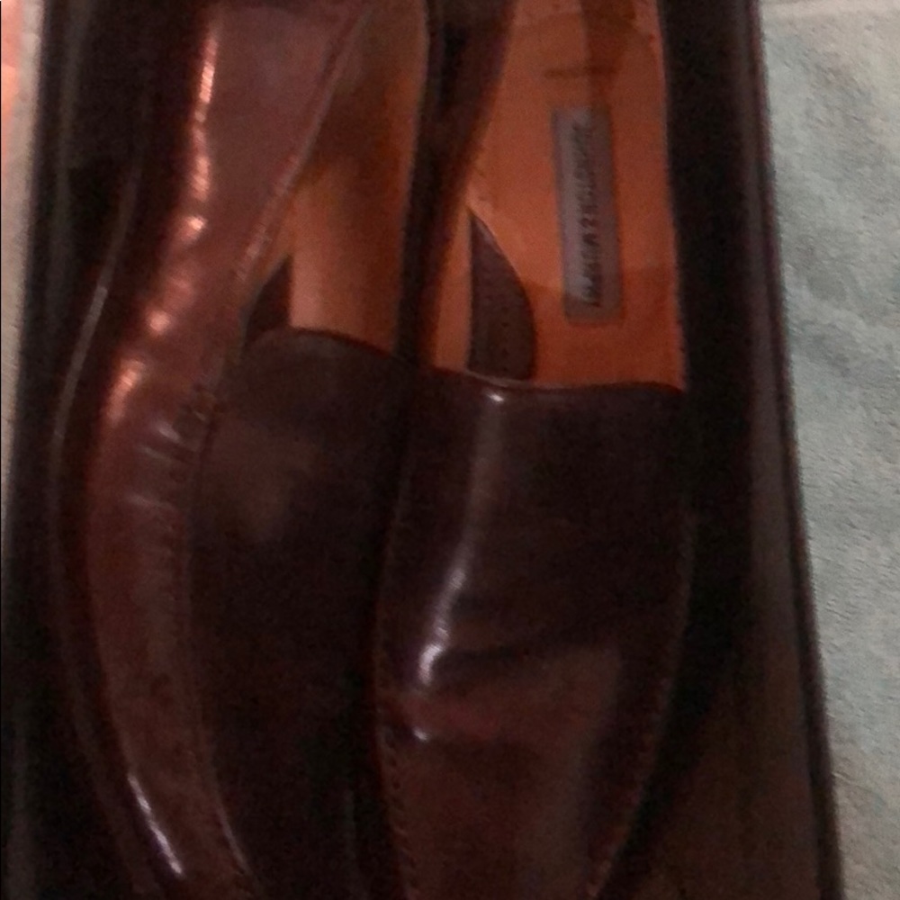 Shoes 10.5 - Picture 4 of 5